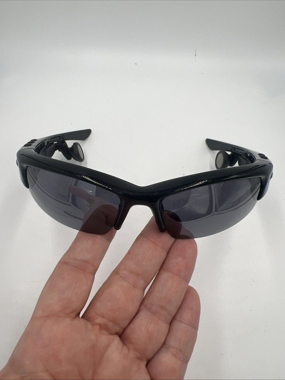 Rare Oakley Thump 512 Sunglasses Black Tested & Works PreLoaded Music & Charger